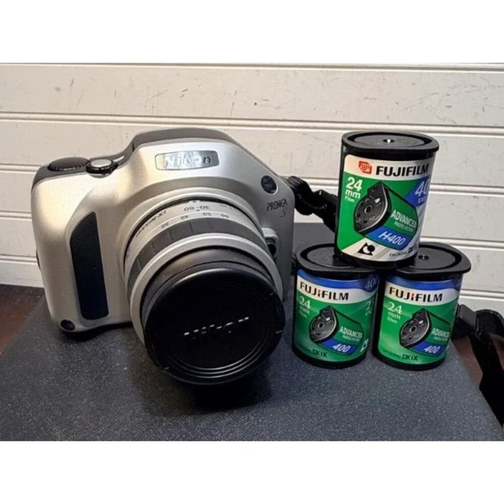 Nikon Pronea S APS Film Camera f/1:4-5.6 30-60mm Lens w/new batteries & film